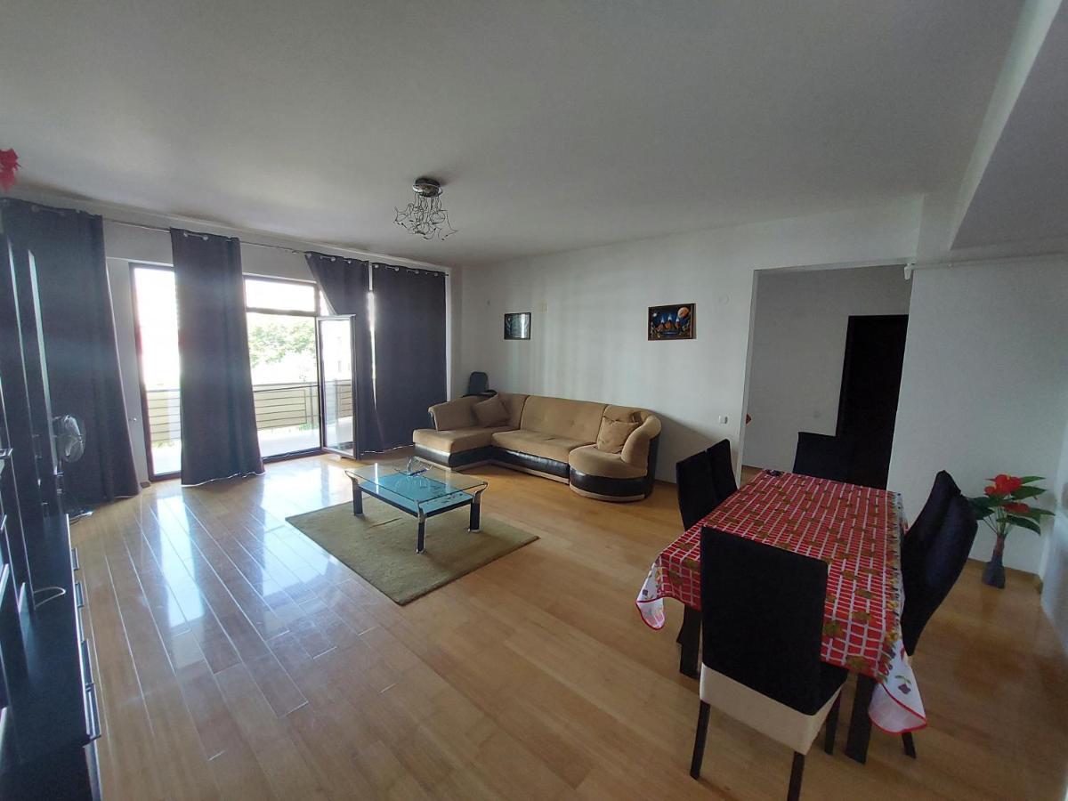 Roxana Apartament Râmnicu Vâlcea Dış mekan fotoğraf